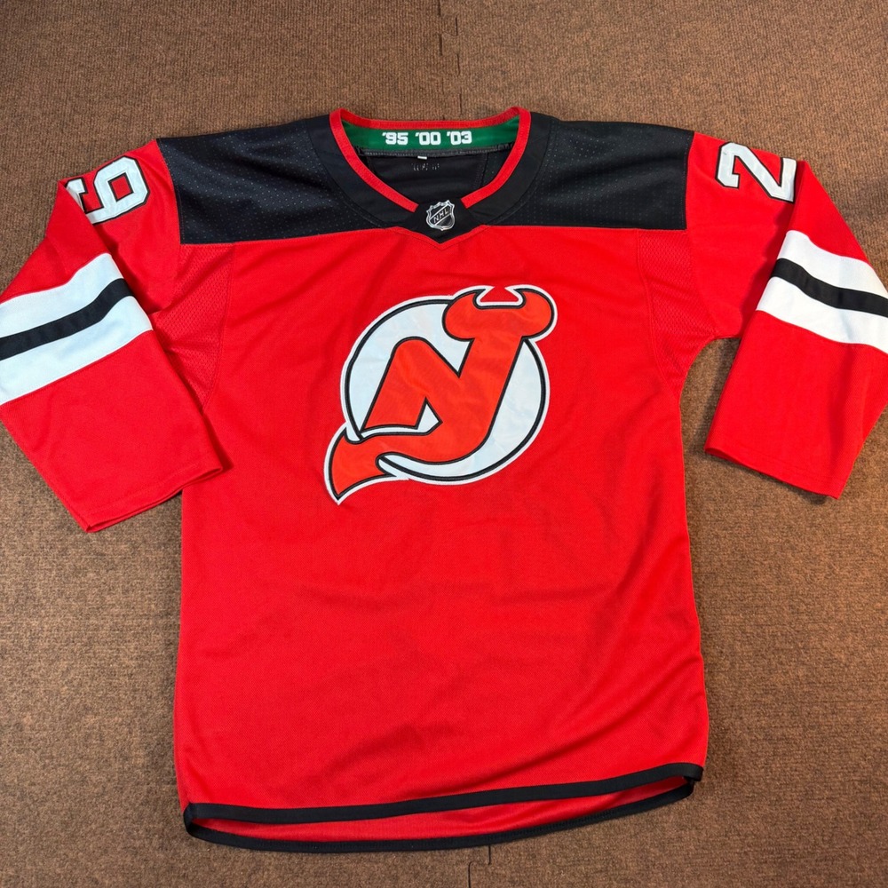 New Jersey Devils Mackenzie Blackwood 29 NHL Hockey Jersey Red Mens Large